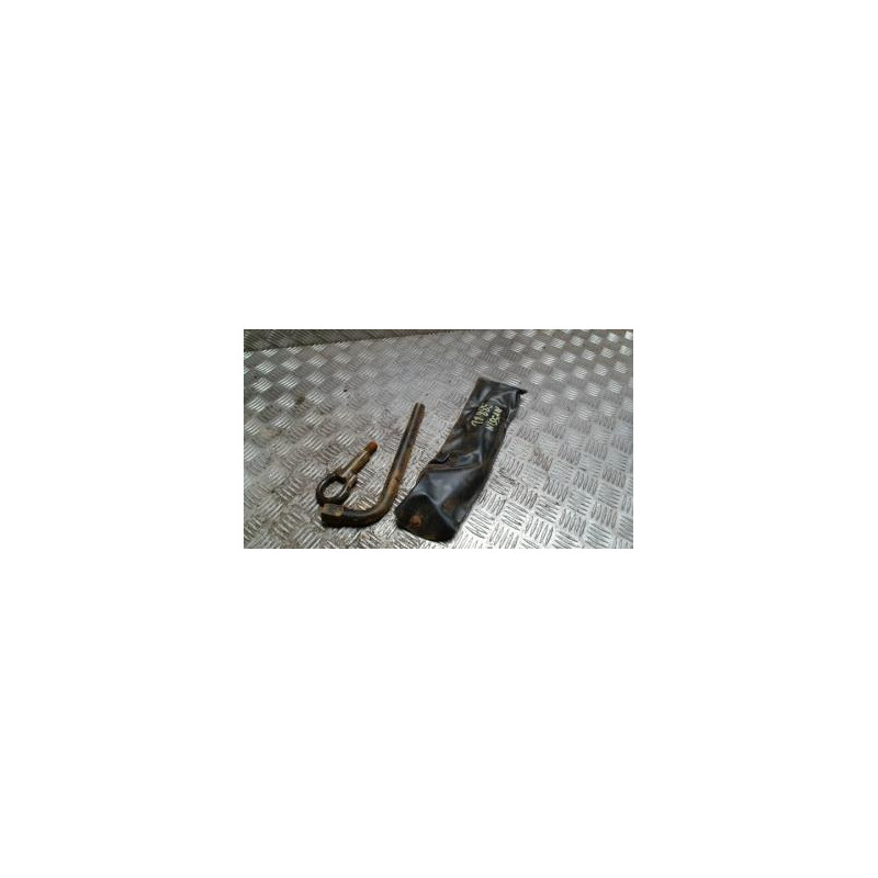 Cric (Ensemble depannage) NISSAN MICRA 3 PHASE 1 d’occasion