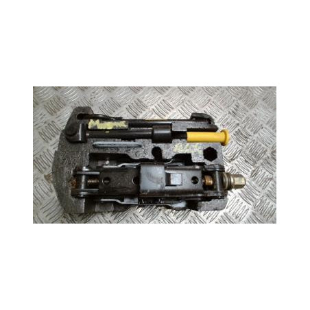 Cric (Ensemble depannage) FORD FIESTA 6 PHASE 1 d’occasion