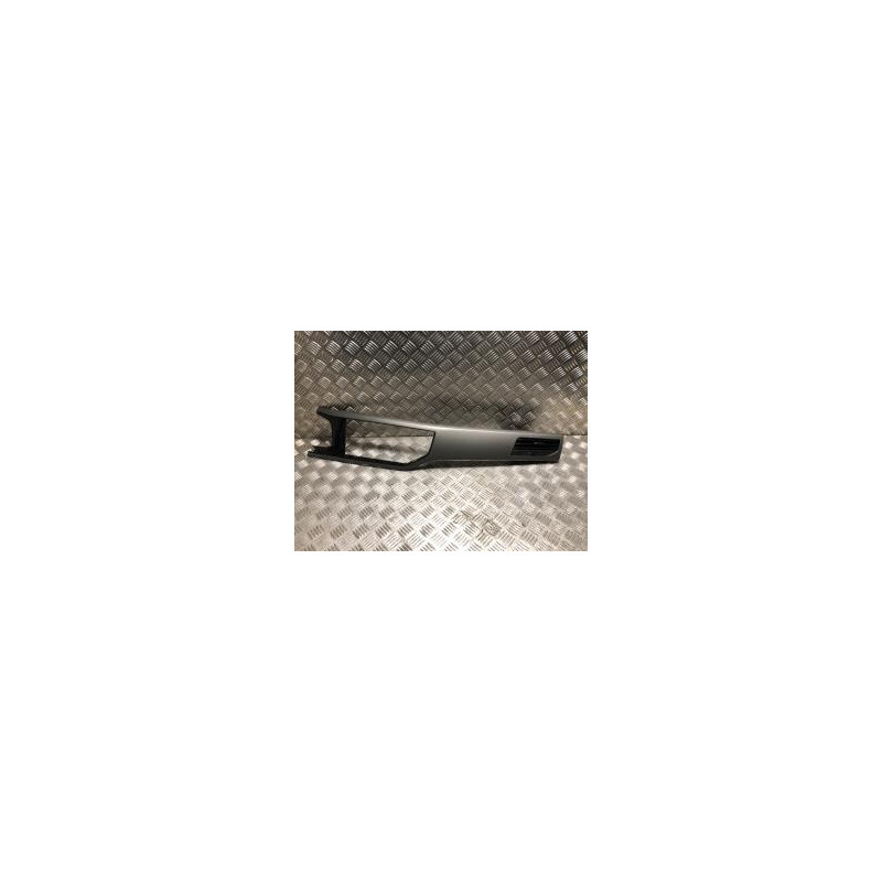 Aerateur tableau de bord avant droit VOLKSWAGEN POLO 6 PHASE 1 d’occasion