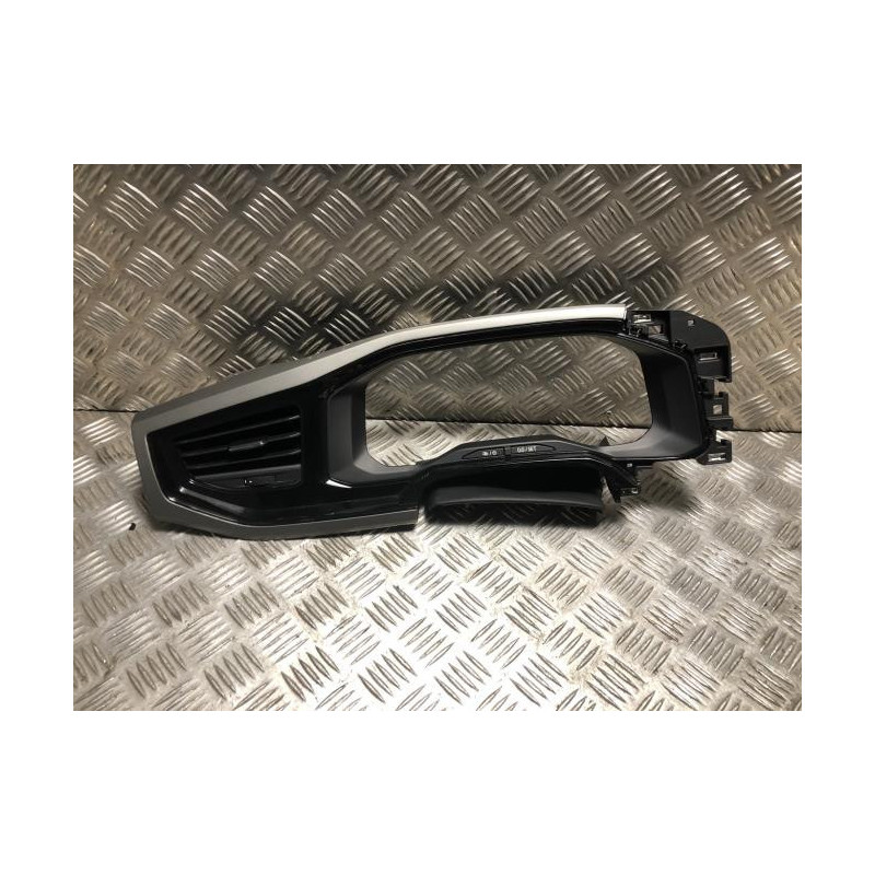 Aerateur tableau de bord avant gauche VOLKSWAGEN POLO 6 PHASE 1 d’occasion