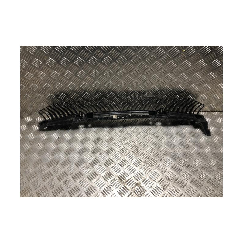 Support de pare chocs arriere VOLKSWAGEN POLO 6 PHASE 1 d’occasion