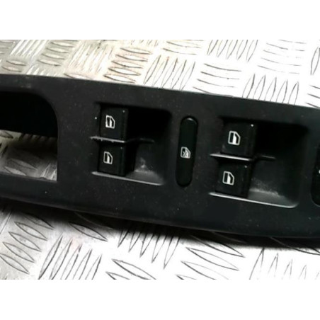 Interrupteur de leve vitre avant gauche VOLKSWAGEN GOLF 5 d’occasion