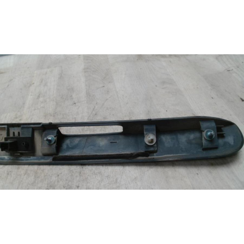 Baguette de coffre PEUGEOT 207 PHASE 1 d’occasion