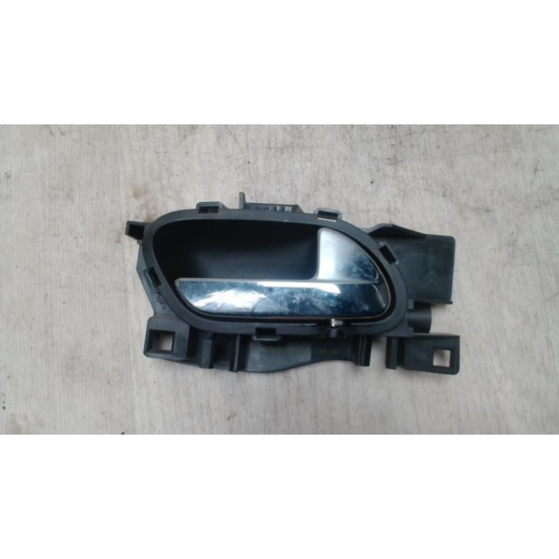 Poignee interieur arriere droit PEUGEOT 207 PHASE 1 d’occasion
