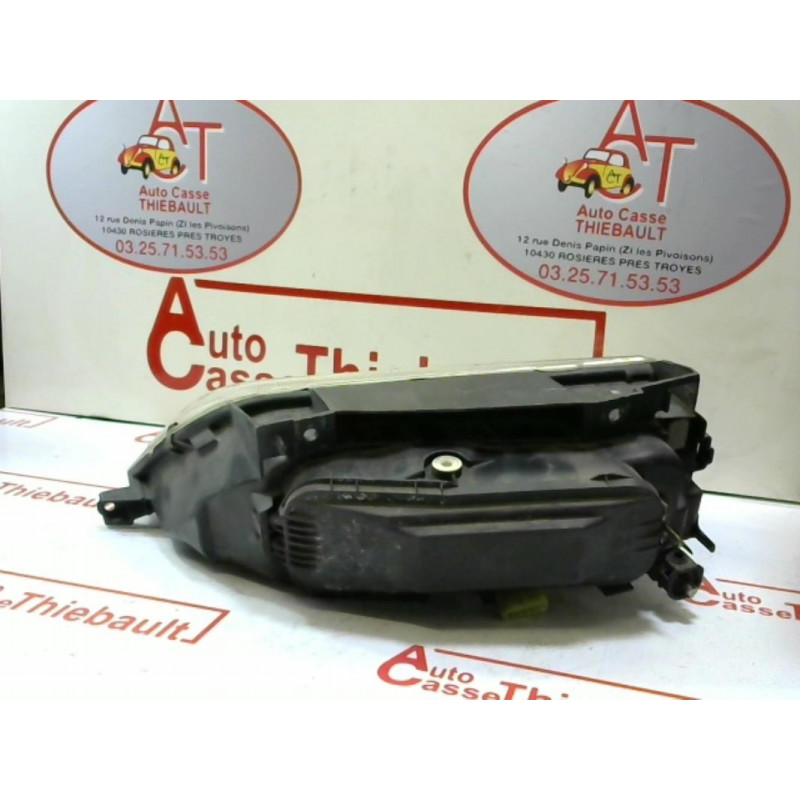 Optique avant principal droit (feux)(phare) CITROEN XANTIA PHASE 2 d’occasion