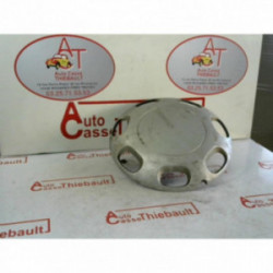 Enjoliveur VOLKSWAGEN PASSAT III VARIANT d’occasion
