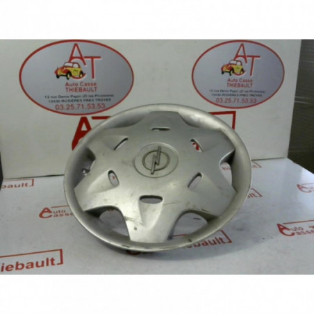 Enjoliveur OPEL CORSA (B) PHASE 1 d’occasion