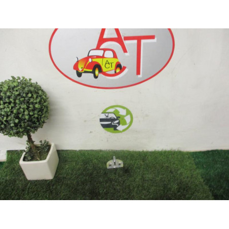 Crochet de porte RENAULT  d’occasion