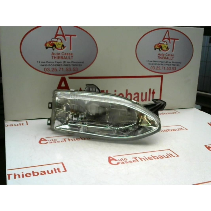 Optique avant principal droit (feux)(phare) FIAT PALIO d’occasion