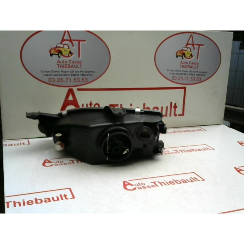 Optique avant principal droit (feux)(phare) FIAT PALIO d’occasion