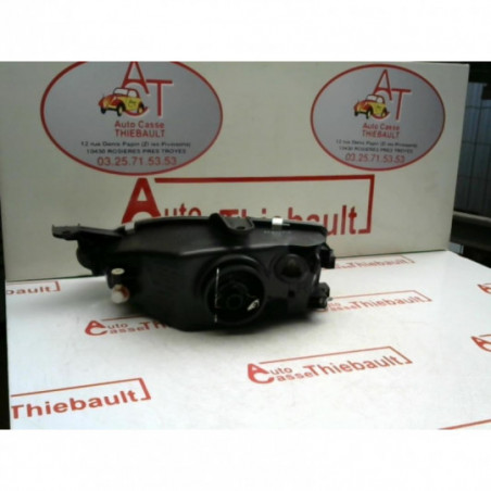 Optique avant principal droit (feux)(phare) FIAT PALIO d’occasion