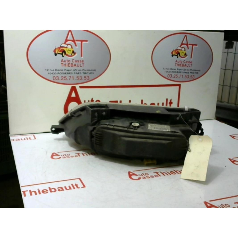 Optique avant principal droit (feux)(phare) CITROEN XANTIA PHASE 2 d’occasion