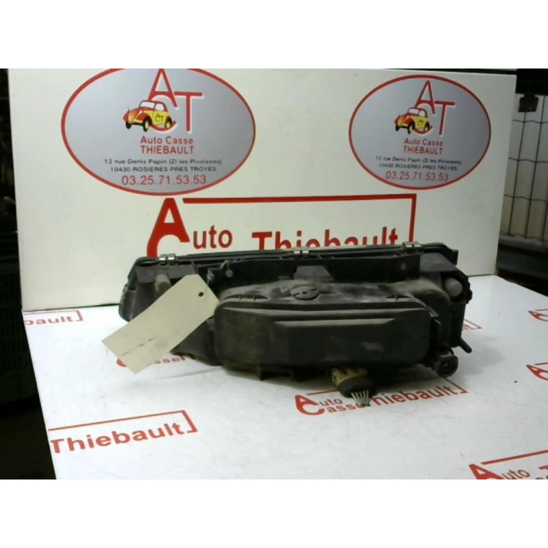 Optique avant principal droit (feux)(phare) CITROEN XANTIA PHASE 1 d’occasion