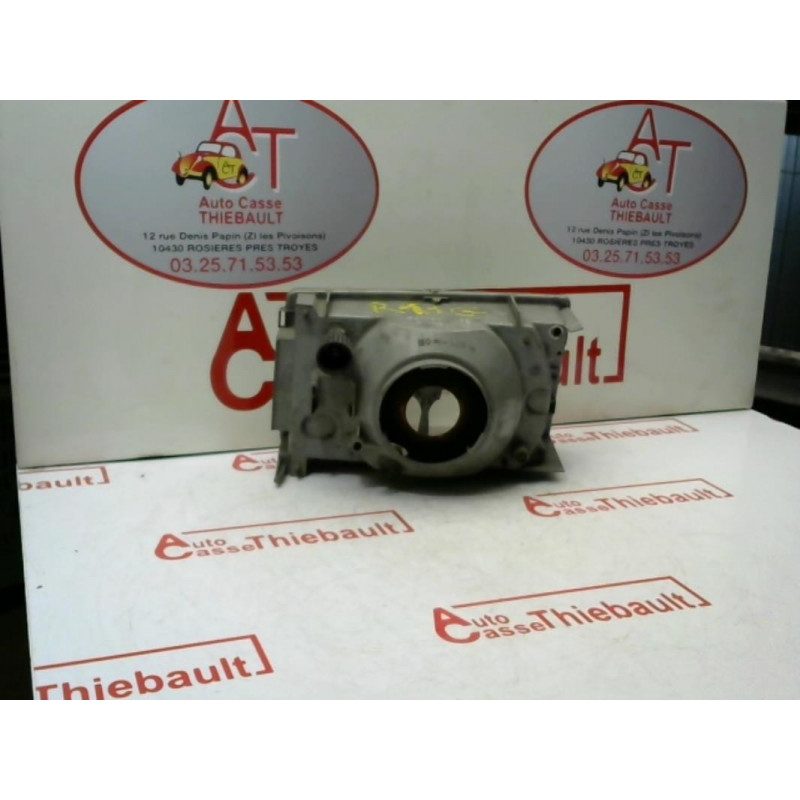 Optique avant principal gauche (feux)(phare) RENAULT R11 d’occasion