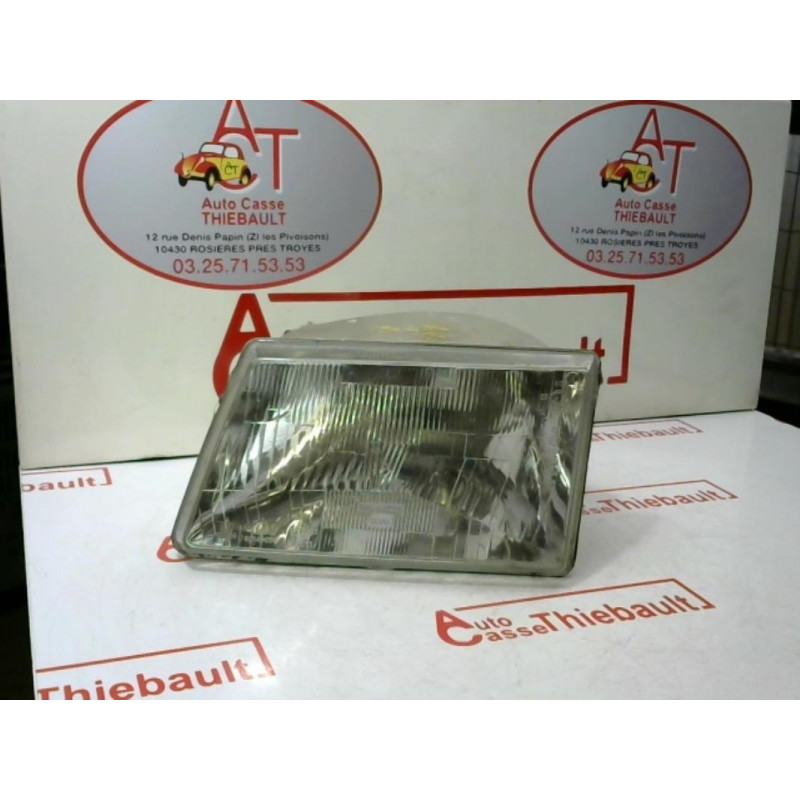 Optique avant principal gauche (feux)(phare) PEUGEOT 309 d’occasion