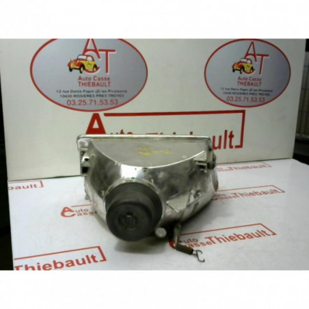 Optique avant principal gauche (feux)(phare) PEUGEOT 309 d’occasion
