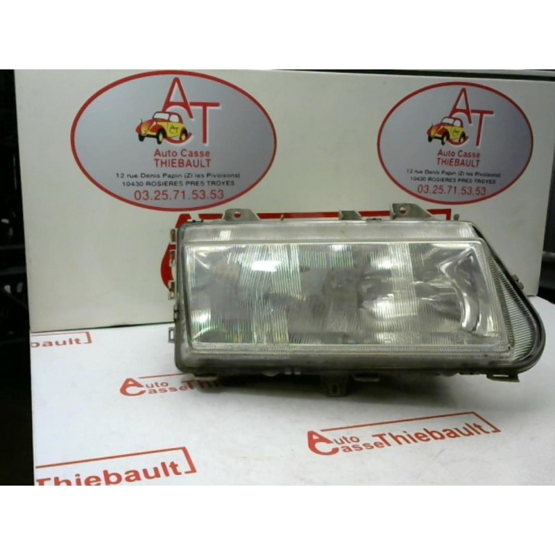 Optique avant principal droit (feux)(phare) FIAT ULYSSE d’occasion