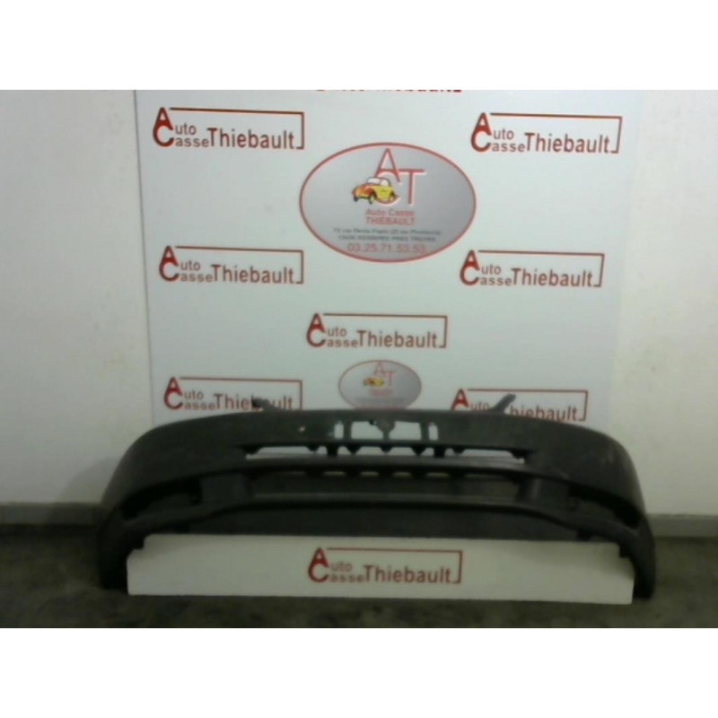 Pare choc avant TOYOTA COROLLA VERSO I d’occasion