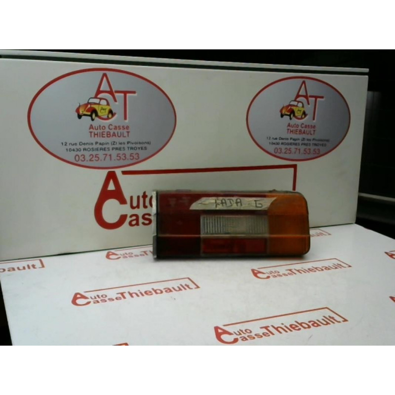 Feu arriere principal gauche (feux) LADA NIVA d’occasion