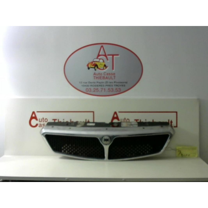 Calandre LANCIA ZETA d’occasion