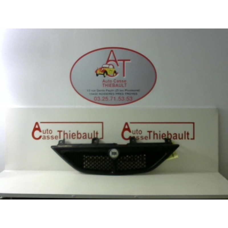 Calandre LANCIA  d’occasion