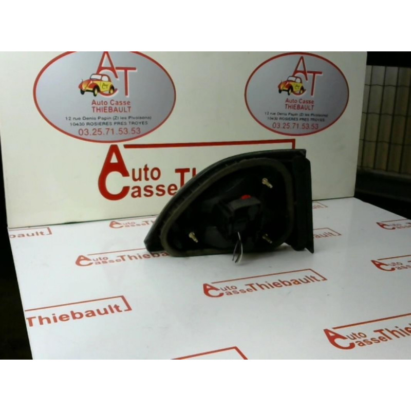 Feu arriere secondaire droit (feux) RENAULT MEGANE I CLASSIC PHASE 1 d’occasion