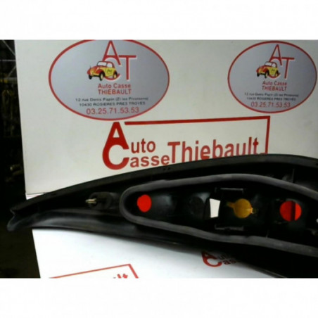 Feu arriere principal gauche (feux) RENAULT LAGUNA I NEVADA PHASE 1 d’occasion