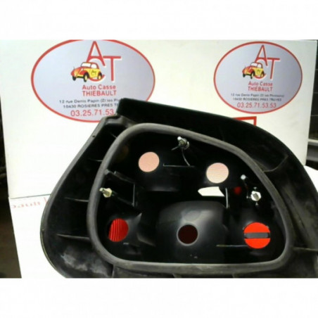 Feu arriere principal droit (feux) RENAULT MEGANE I PHASE 2 d’occasion