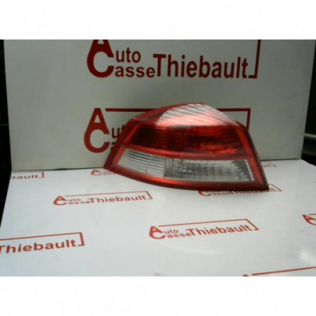 Feu arriere principal gauche (feux) RENAULT VELSATIS PHASE 1 d’occasion
