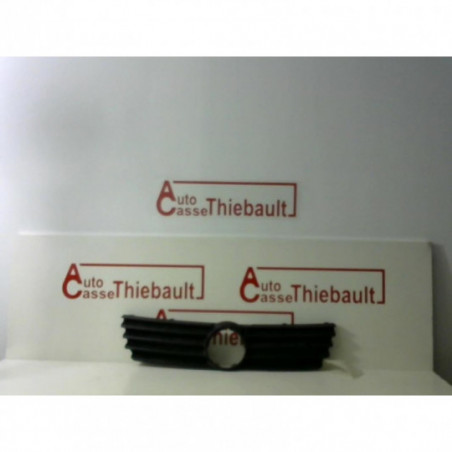 Calandre VOLKSWAGEN POLO III (6N2) PHASE 2 d’occasion