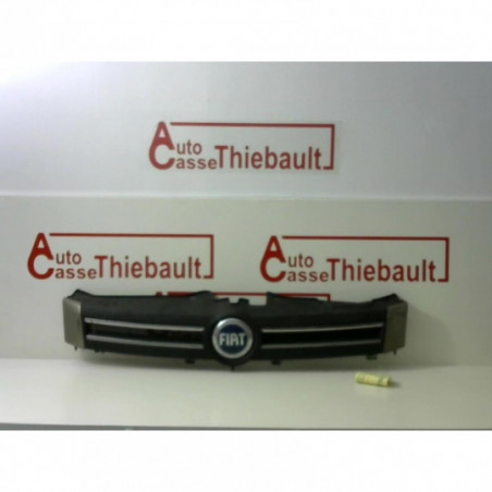 Calandre FIAT PANDA II PHASE 1 d’occasion
