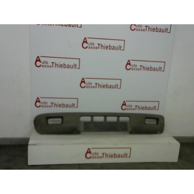 Pare choc avant RENAULT R5 d’occasion