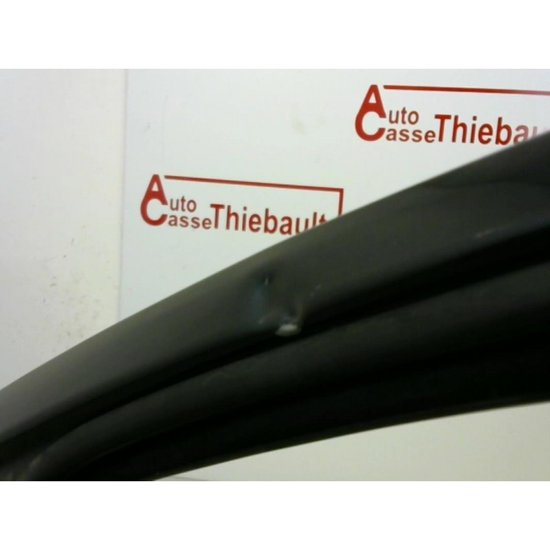 Porte avant gauche PEUGEOT 107 PHASE 1 d’occasion