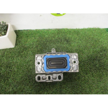 Support moteur droit VOLKSWAGEN GOLF V d’occasion
