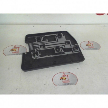 Platine feu arriere droit FORD ORION d’occasion