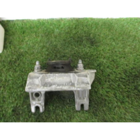 Support moteur droit RENAULT Twingo III d’occasion