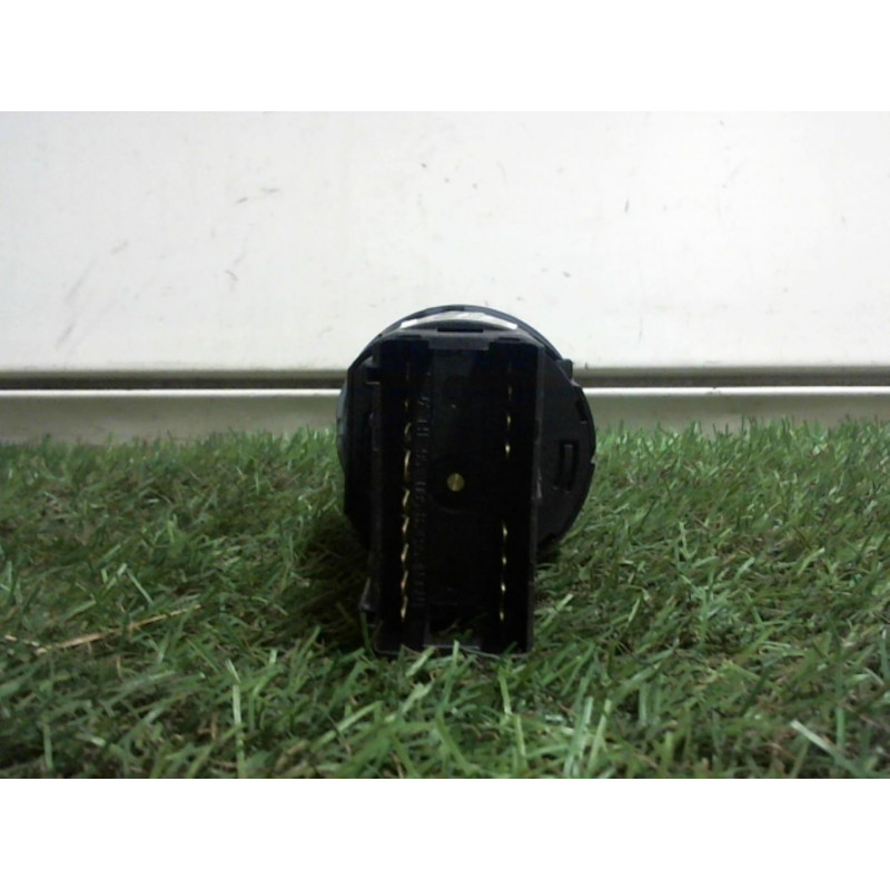 Commande de phare VOLKSWAGEN NEW BEETLE d’occasion