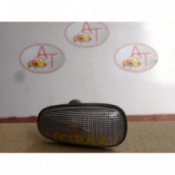 Repetiteur clignotant avant gauche (Feux) OPEL  d’occasion