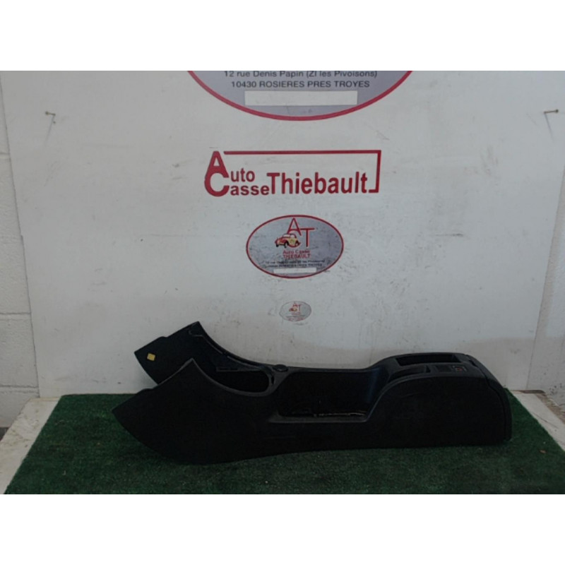 Console central (interieur plastique) PEUGEOT 307 PHASE 1 d’occasion