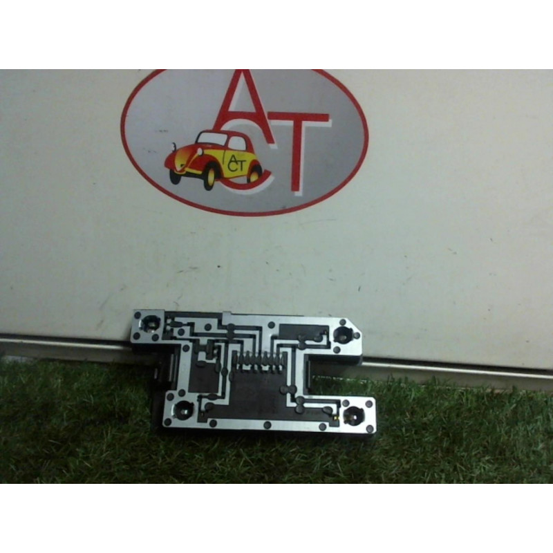 Platine feu arriere gauche RENAULT CLIO I PHASE 3 d’occasion
