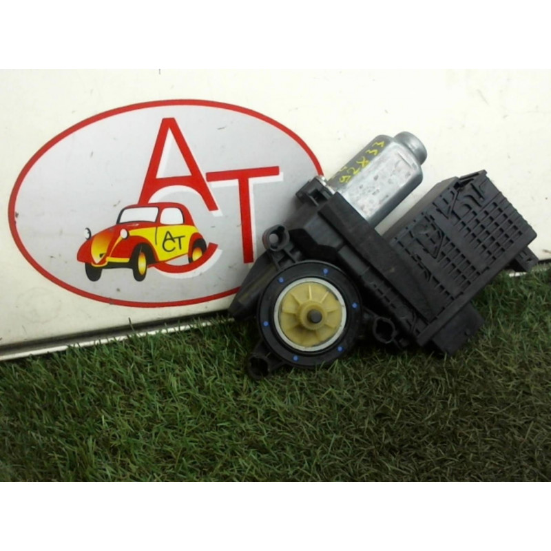 Mot. essuie glace avant gauche CITROEN C4 PICASSO PHASE 1 d’occasion