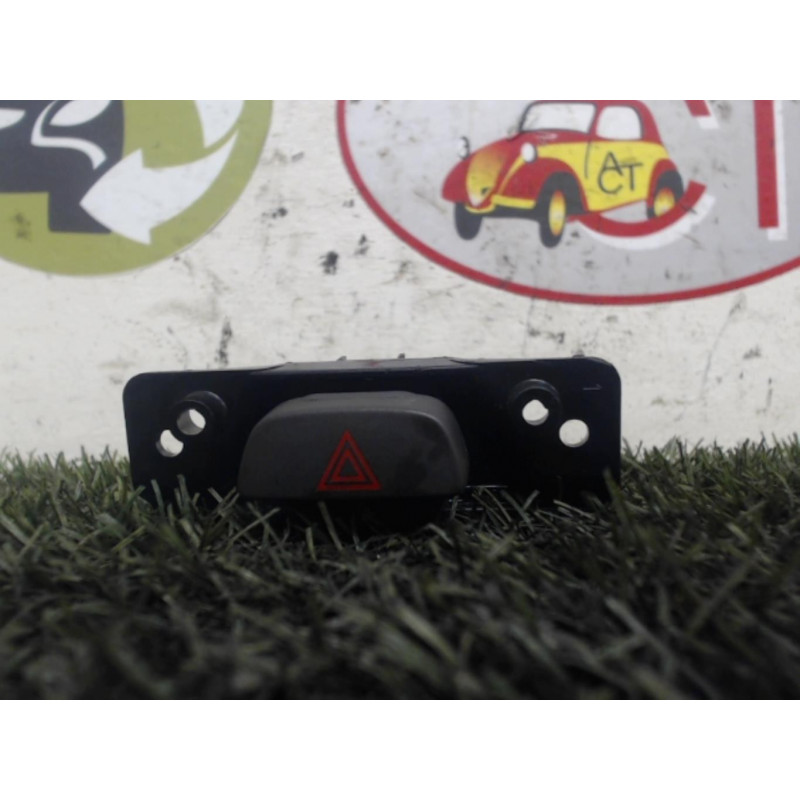 Bouton de warning FORD FUSION PHASE 2 d’occasion