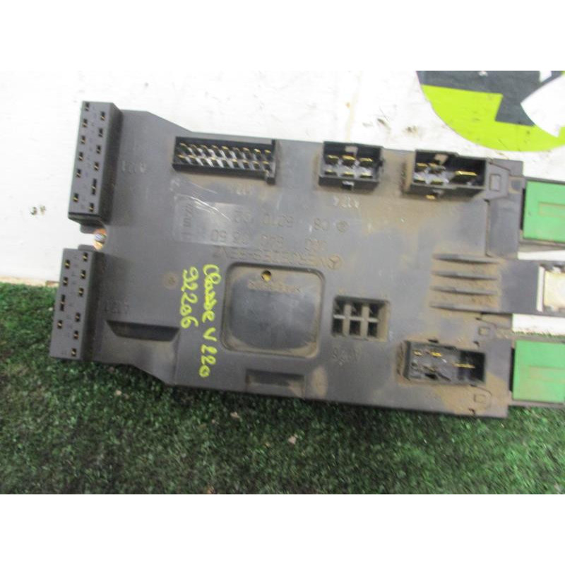 Porte fusible MERCEDES CLASSE V - BM 638 d’occasion