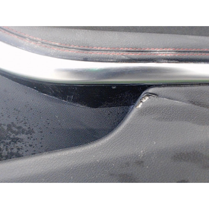 Panneau de porte avant droit MERCEDES CLASSE A (168) PHASE 1 d’occasion