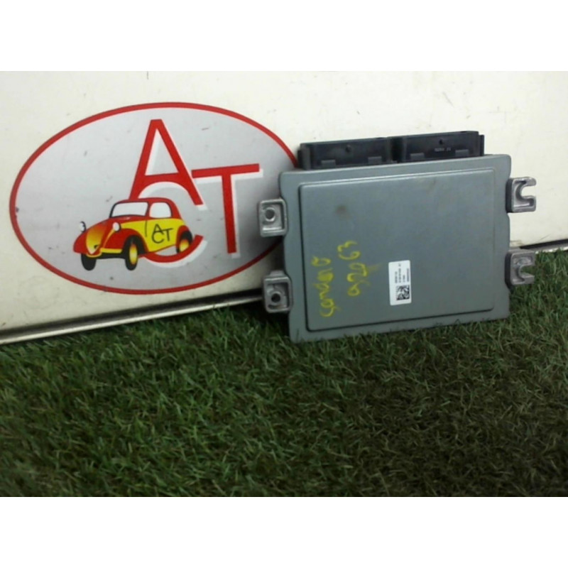 Calculateur moteur. DACIA SANDERO d’occasion