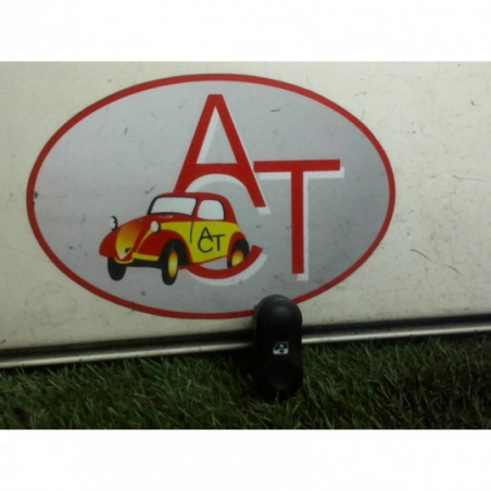 Interrupteur de leve vitre DACIA SANDERO d’occasion