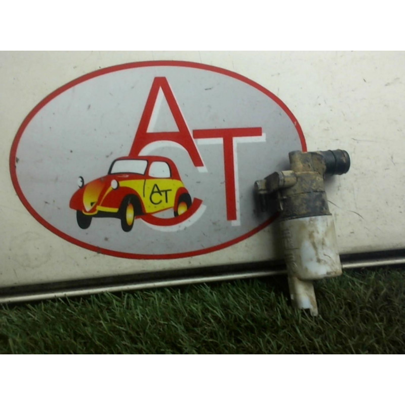 Pompe lave glace avant RENAULT TRAFIC II PHASE 1 FOURGON d’occasion