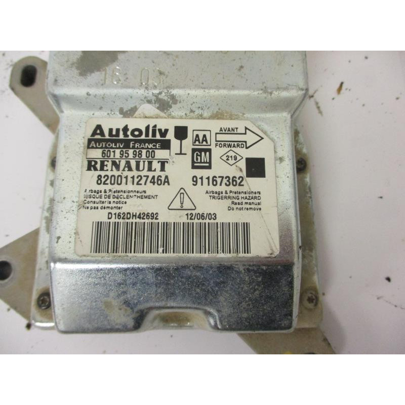 Boitier air bag RENAULT GRAND ESPACE IV PHASE 1 d’occasion