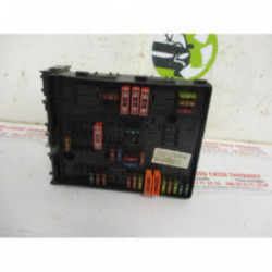 Porte fusible VOLKSWAGEN GOLF V d’occasion