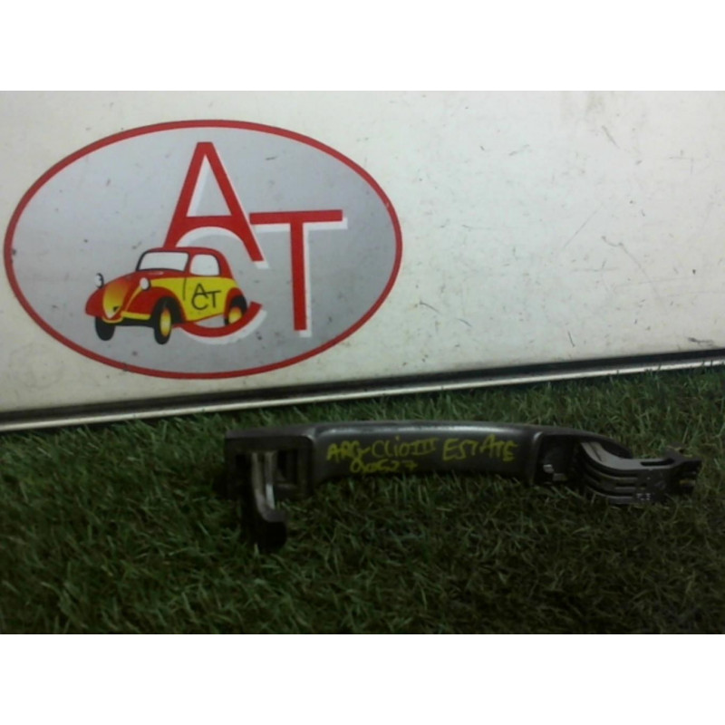 Poignee porte arriere gauche RENAULT CLIO III ESTATE PHASE 2 d’occasion